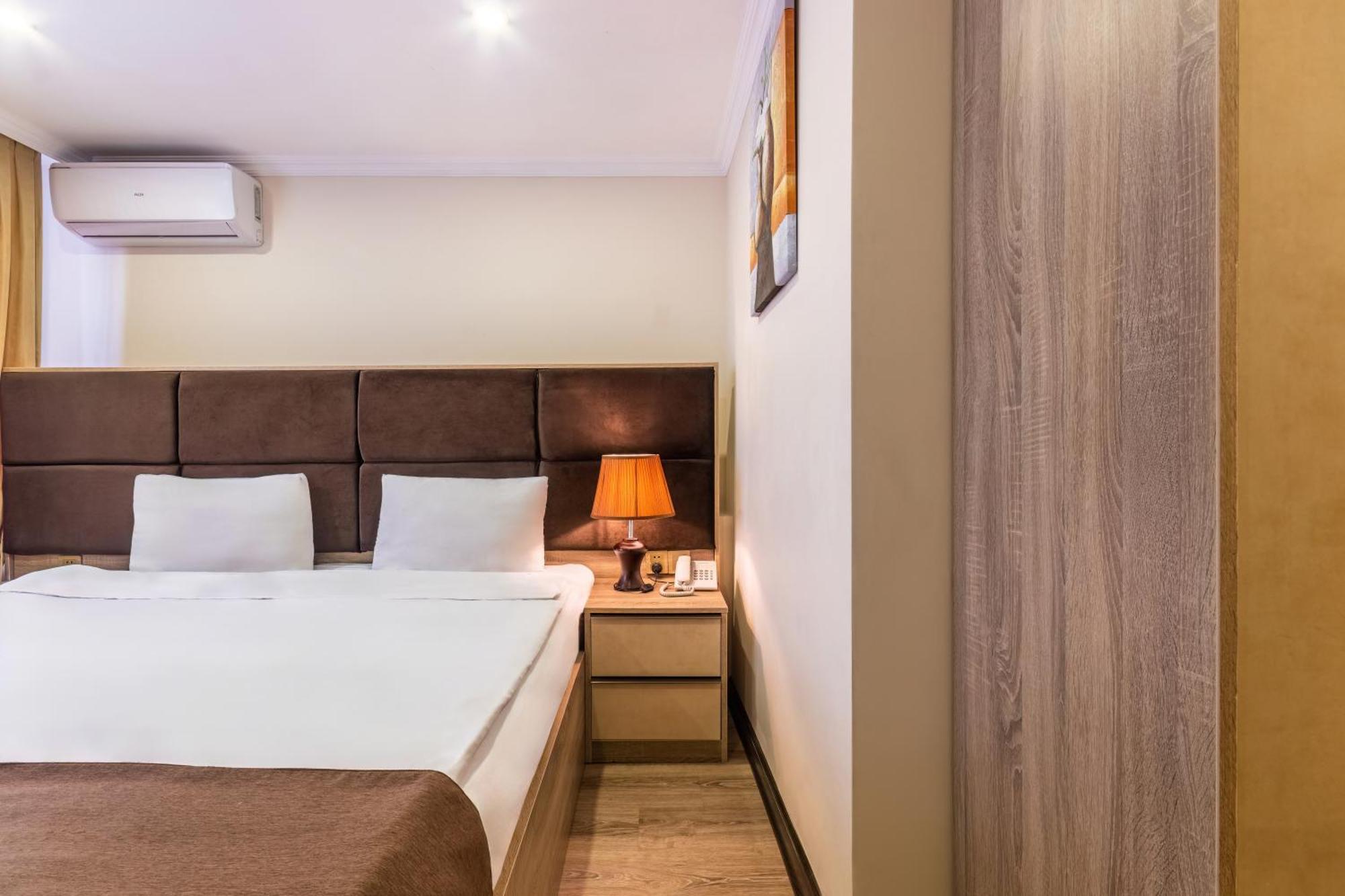 Deluxe Hotel Baku Kültér fotó